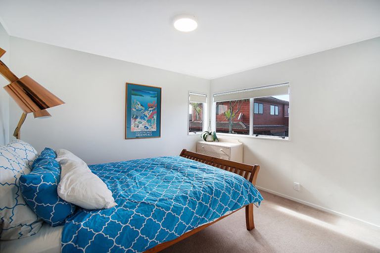 Photo of property in 2/7 Camden Place, Papatoetoe, Auckland, 2025