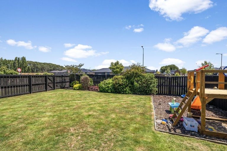 Photo of property in 123 Prestons Park Drive, Marshland, Christchurch, 8083