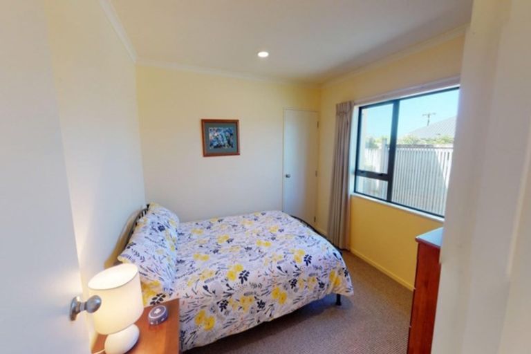 Photo of property in 1 Almond Grove, Feilding, 4702