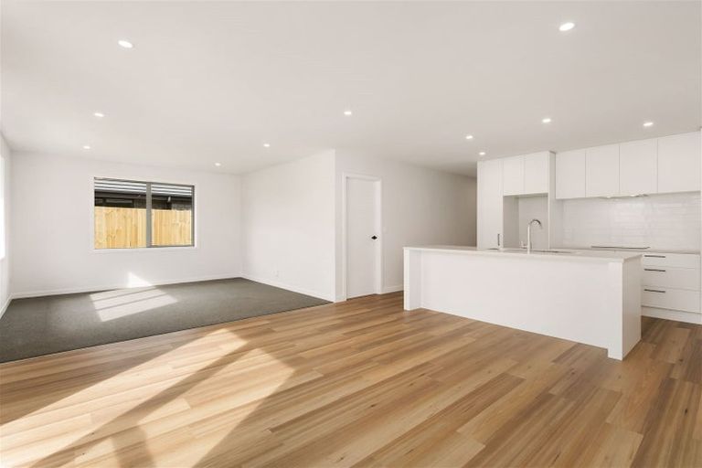 Photo of property in 10 Agathis Crescent, Wigram, Christchurch, 8025