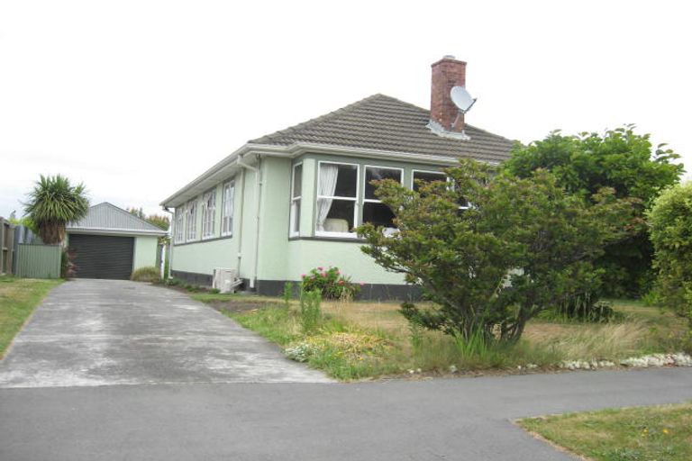Photo of property in 4 Hillary Crescent, Upper Riccarton, Christchurch, 8041