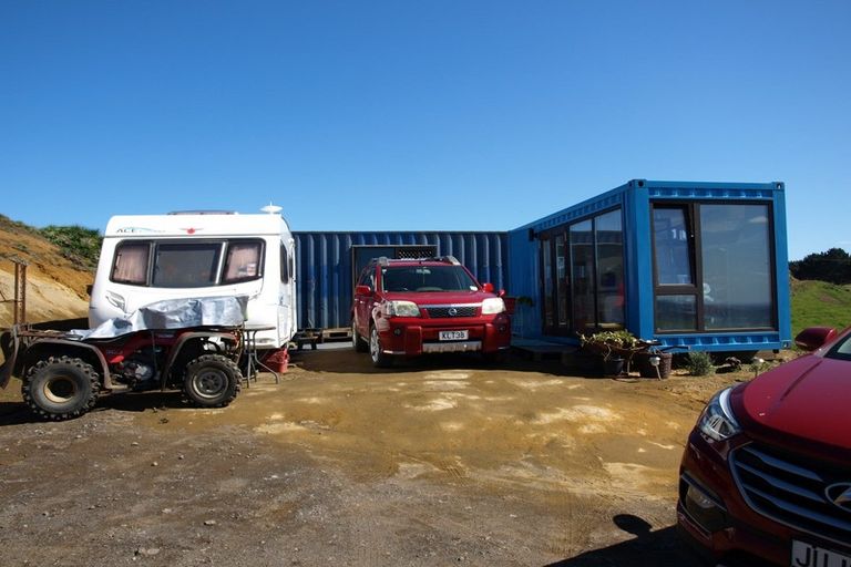 Photo of property in 343 Kaihau Road, Karioitahi, Waiuku, 2683