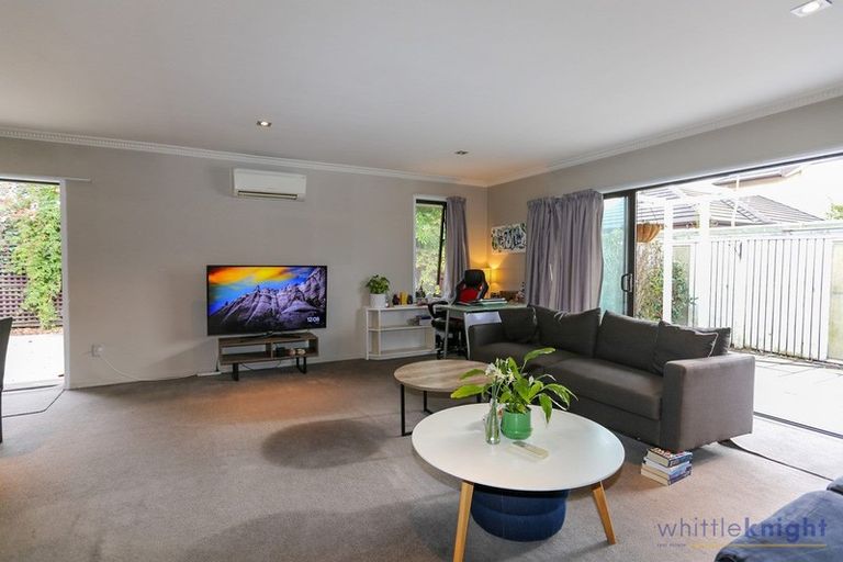 Photo of property in 2/15b Clyde Road, Upper Riccarton, Christchurch, 8041