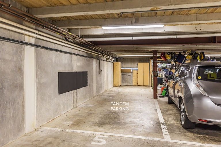 Photo of property in Alto Apartments, 2a/22 Telford Terrace, Oriental Bay, Wellington, 6011