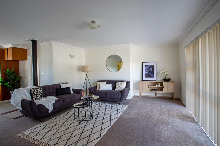 Photo of property in 55a Kempton Street, Greytown, 5712