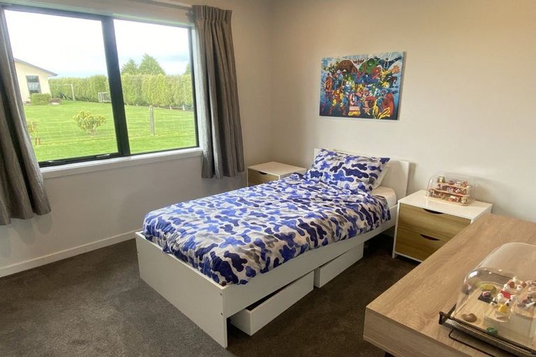 Photo of property in 24 Oteramika Road, Rockdale, Invercargill, 9812