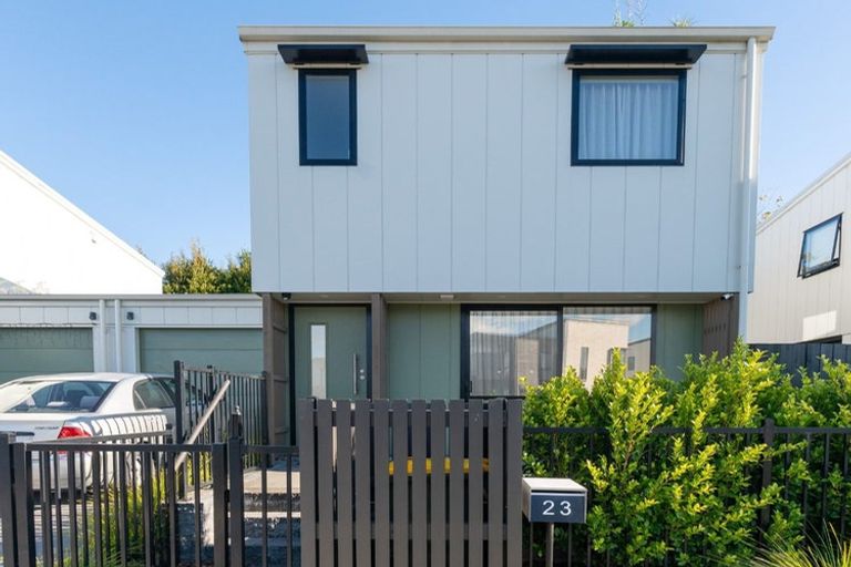 Photo of property in 23 Cessna Crescent, Mangere, Auckland, 2022