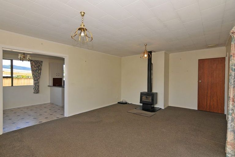 Photo of property in 4 Fremont Grove, Totara Park, Upper Hutt, 5018