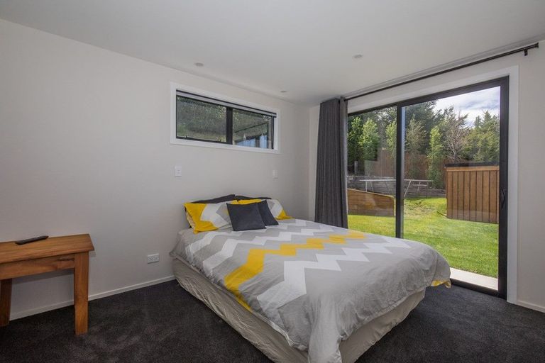 Photo of property in 14 Charles Court, Lake Hawea, Wanaka, 9382