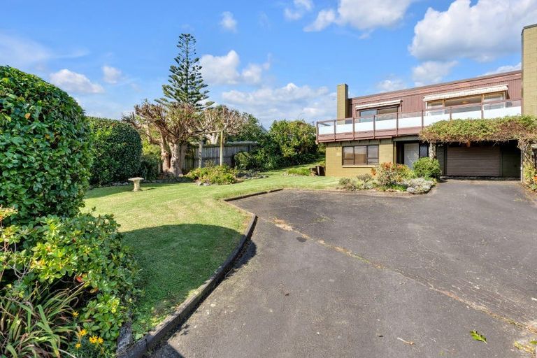 Photo of property in 4 Evelyn Road, Cockle Bay, Auckland, 2014