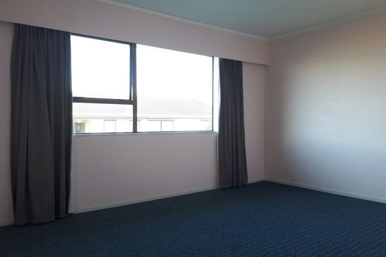 Photo of property in 1/59 Cypress Drive, Maungaraki, Lower Hutt, 5010