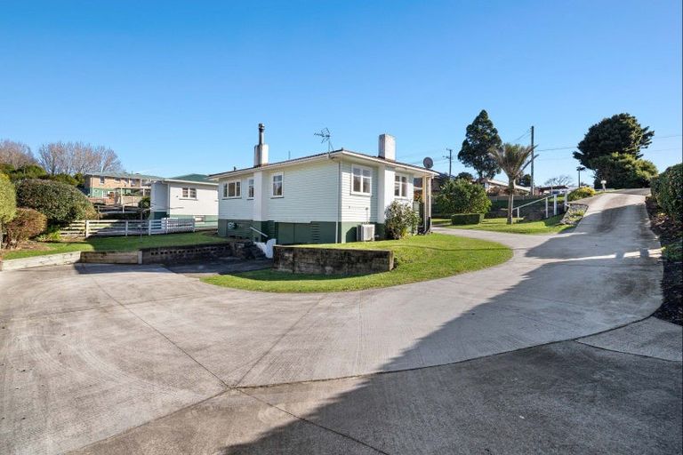 Photo of property in 99 Clawton Street, Westown, New Plymouth, 4310