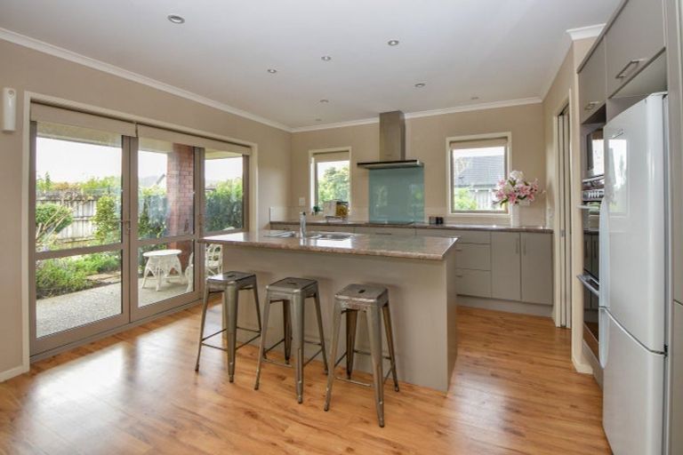 Photo of property in 17 Carrington Drive, Carterton, 5713