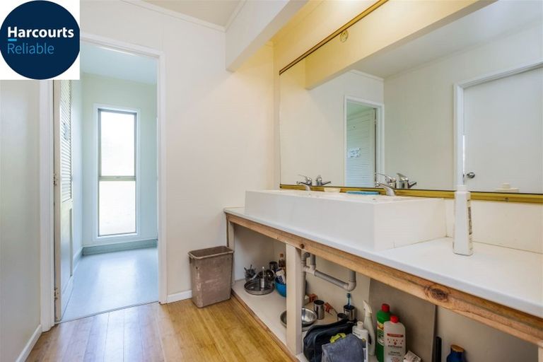 Photo of property in 5 Phoenix Place, Papatoetoe, Auckland, 2025