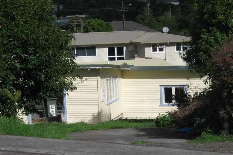 Photo of property in 14 Atkinson Road, Titirangi, Auckland, 0604