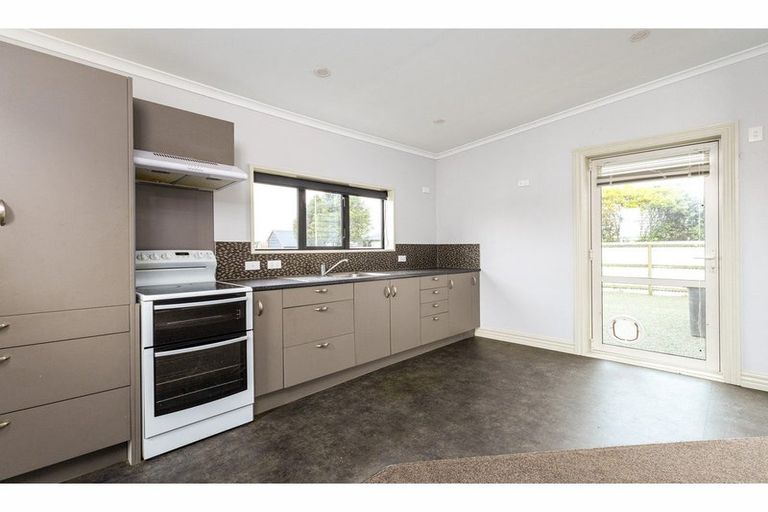 Photo of property in 14 Raymond Street, West End, Timaru, 7910