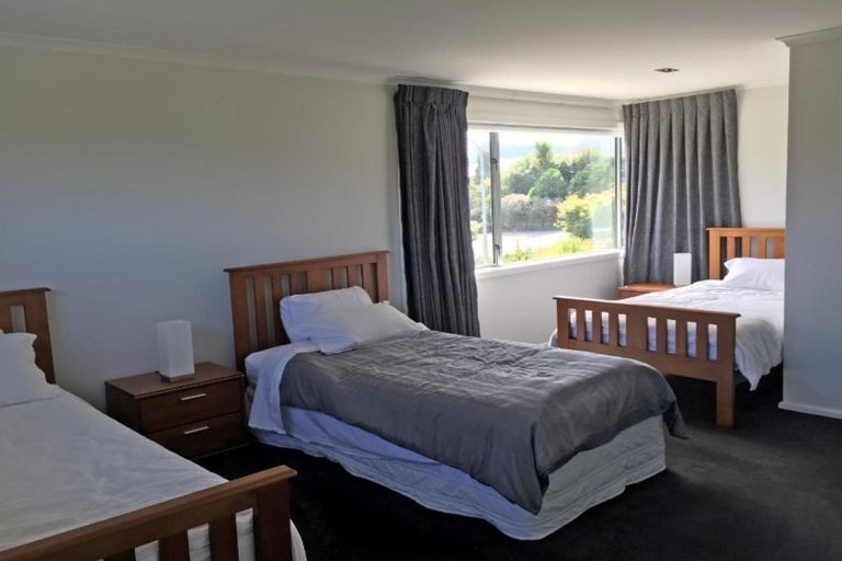 Photo of property in 17 Trevathan Lane, Wanaka, 9305