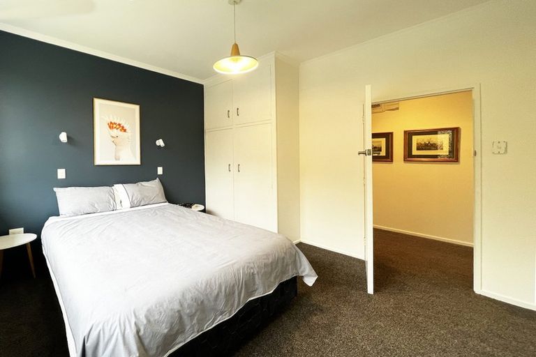 Photo of property in 60 Timaru Road, Waimate, 7924