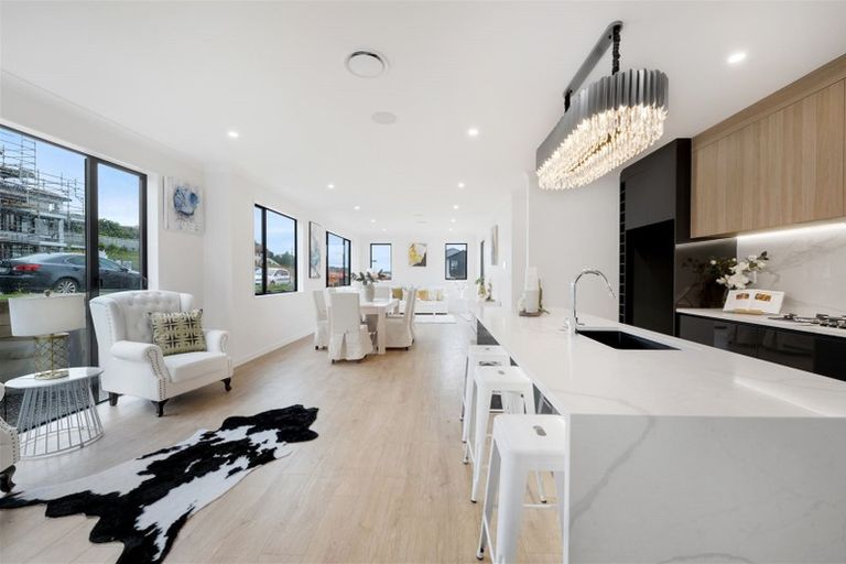 Photo of property in 15 Tiro Street, Flat Bush, Auckland, 2019