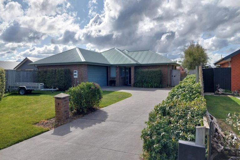 Photo of property in 8 Milton Court, Rolleston, 7614