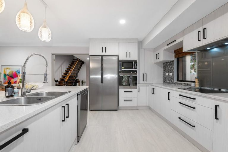 Photo of property in 22 Hoyte Place, Pukehangi, Rotorua, 3015