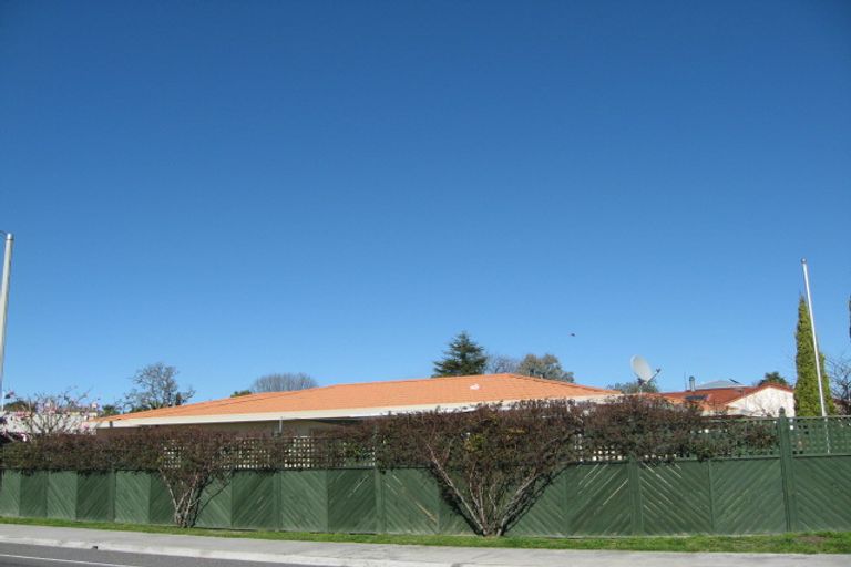 Photo of property in 8 Lucknow Road, Havelock North, 4130