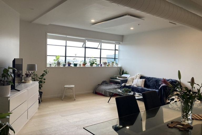 Photo of property in Quantum On Thorndon Quay, 7/163c Thorndon Quay, Pipitea, Wellington, 6011