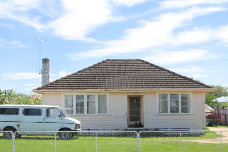 Photo of property in 19 Tolerton Avenue, Elgin, Gisborne, 4010