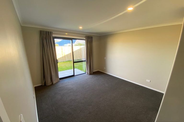 Photo of property in 6 Half Pint Lane, Halswell, Christchurch, 8025