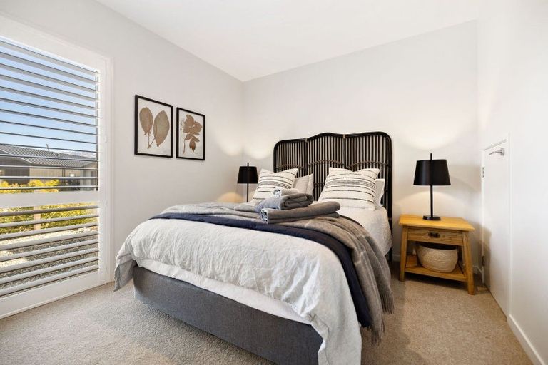 Photo of property in 9 Mulholland Drive, Jacks Point, 9371