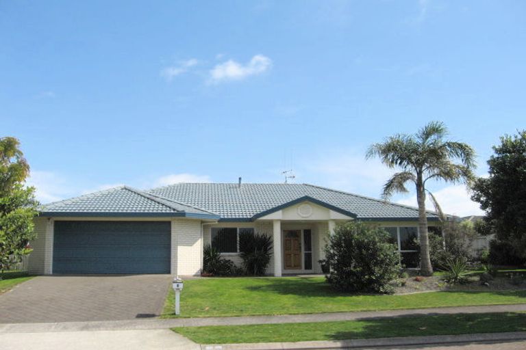 Photo of property in 4 Newport Key, Papamoa Beach, Papamoa, 3118