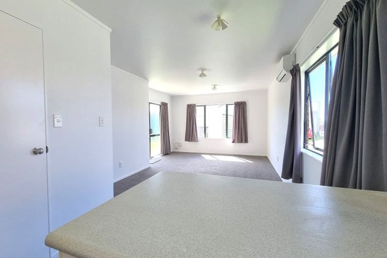 Photo of property in 8a Charles Street, Bellevue, Tauranga, 3110