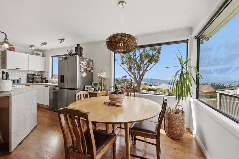 Photo of property in 8 Ellersley Street, Halfway Bush, Dunedin, 9010