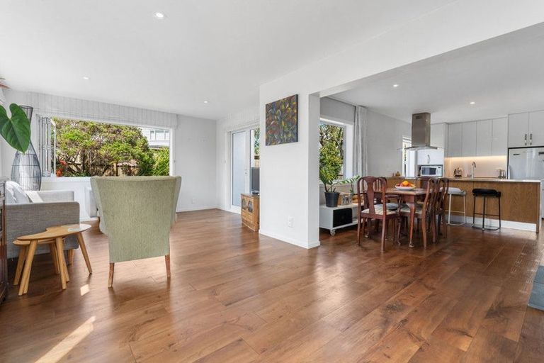 Photo of property in 64b Muir Avenue, Mangere Bridge, Auckland, 2022