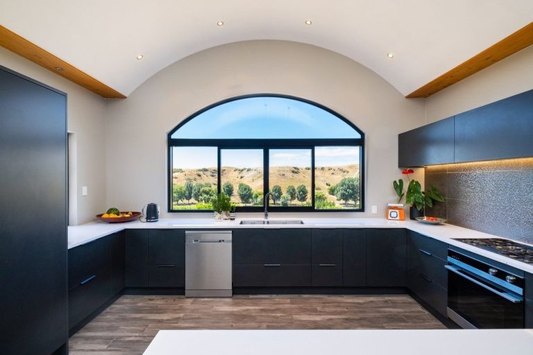 Photo of property in 617 Puketapu Road, Puketapu, Napier, 4183