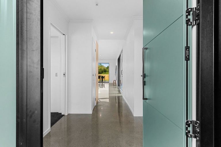 Photo of property in 8 Grey Heron Close, Mangawhai Heads, 0573