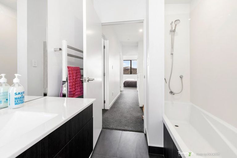 Photo of property in 7/52 High Street, Island Bay, Wellington, 6023