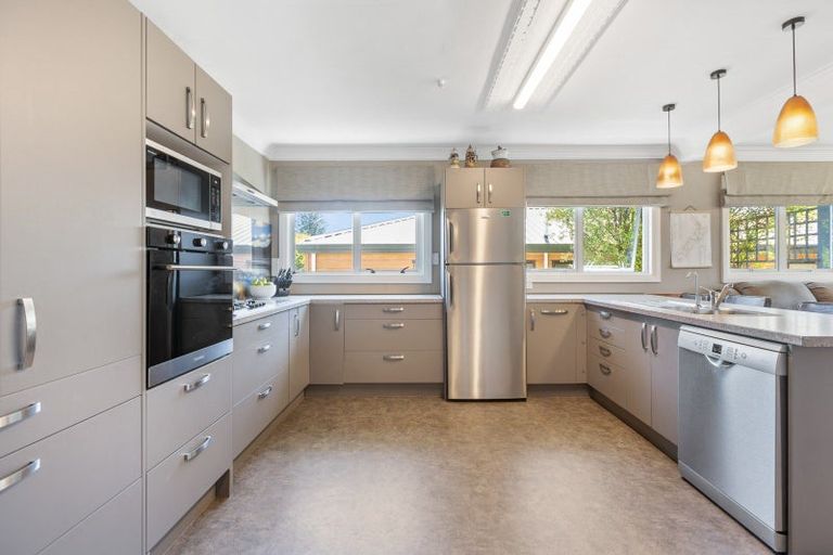 Photo of property in 60 Cutfield Street, Inglewood, 4330