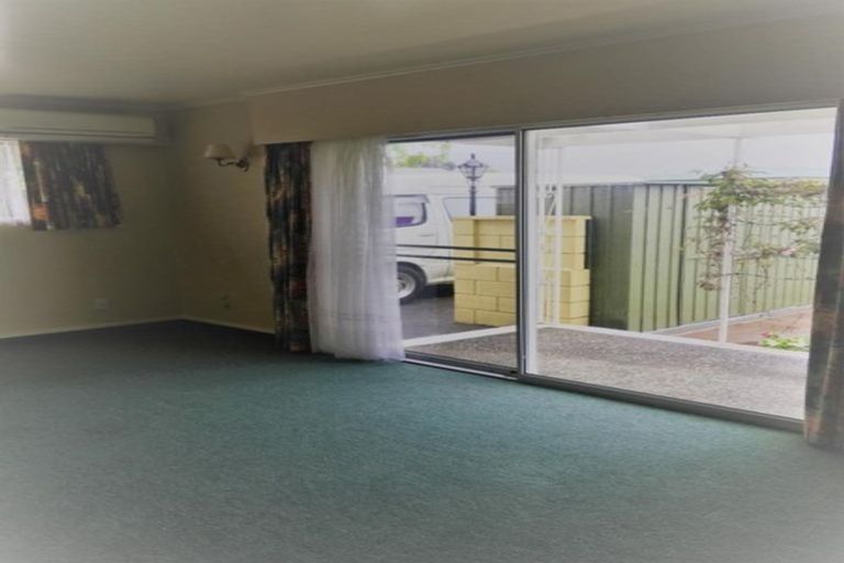 Photo of property in 1/15 Peddie Street, Taradale, Napier, 4112