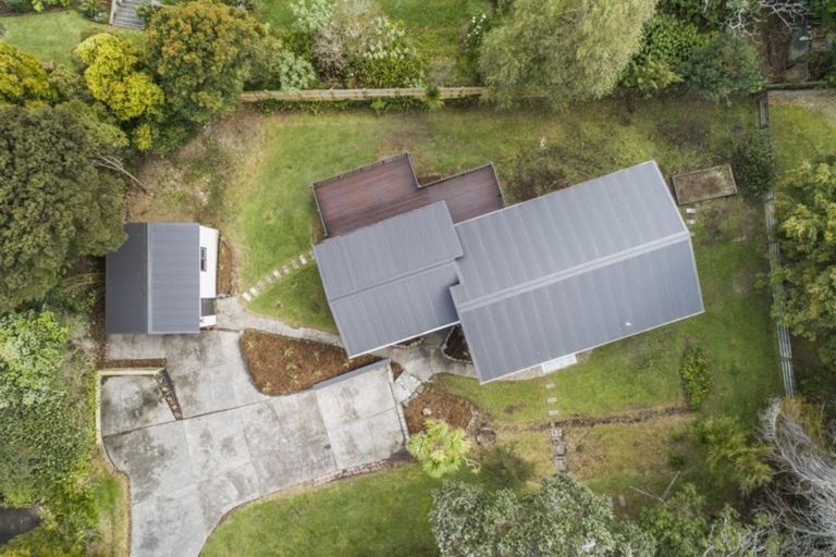 Photo of property in 17a Hillcrest Road, Hatfields Beach, Orewa, 0931