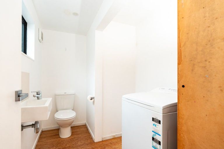 Photo of property in 55 Jackson Street, Island Bay, Wellington, 6023