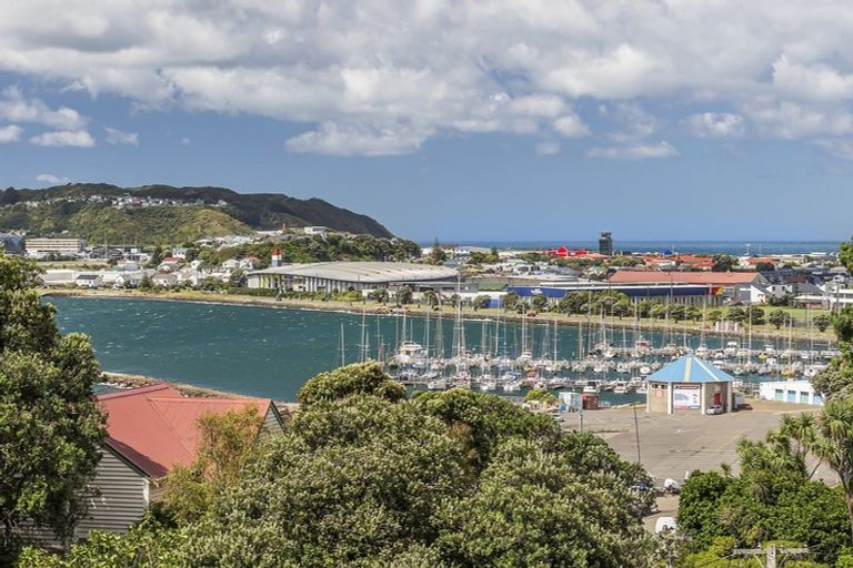 Photo of property in 36 Belvedere Road, Hataitai, Wellington, 6021