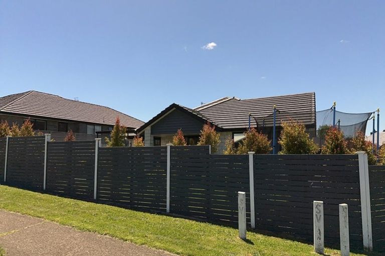 Photo of property in 1 Applin Lane, Pyes Pa, Tauranga, 3112
