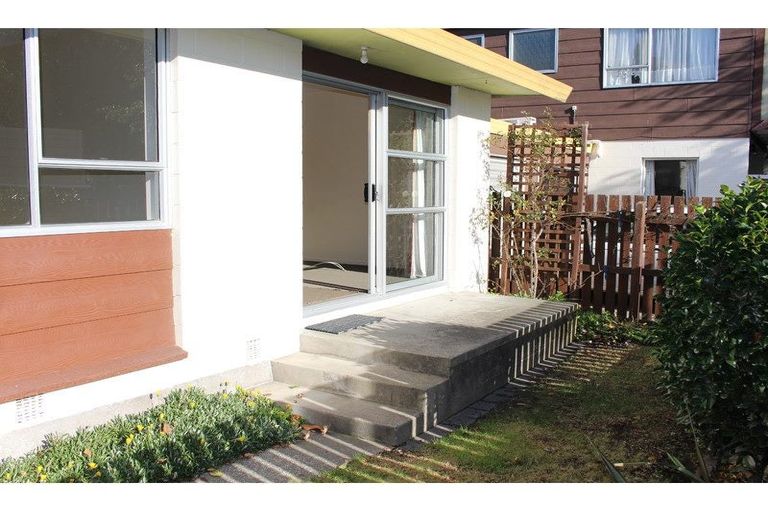 Photo of property in 2/33 Trent Street, Linwood, Christchurch, 8011