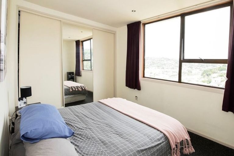 Photo of property in 37 Walter Street, The Glen, Dunedin, 9011