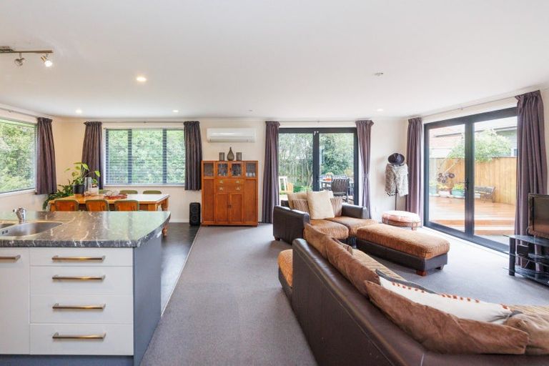 Photo of property in 4 Northbrook Court, Roslyn, Palmerston North, 4414