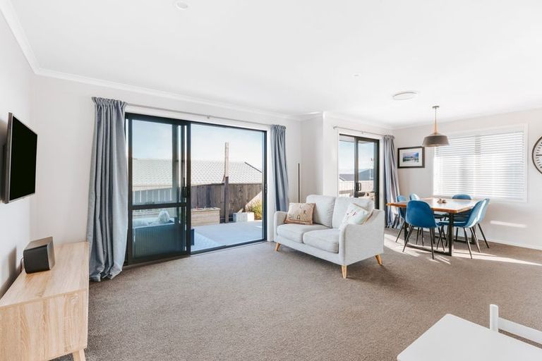 Photo of property in 14 Ridge Drive, Omokoroa, 3114