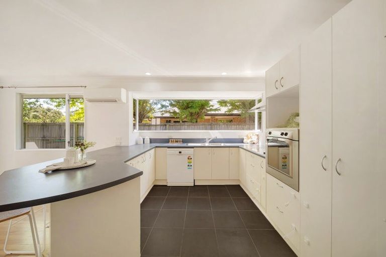 Photo of property in 6 Creedon Glen, Casebrook, Christchurch, 8051