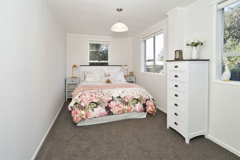 Photo of property in 60 Acacia Crescent, Glenview, Hamilton, 3206