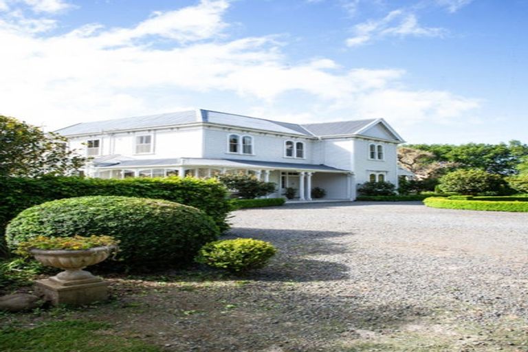 Photo of property in Tuhitarata Homestead, 2337 Kahutara Road, Pirinoa, Featherston, 5772